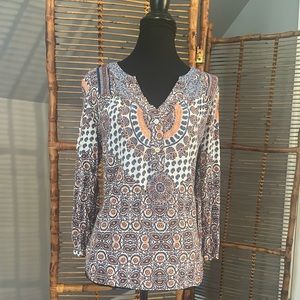 Soft and pretty peasant boho top